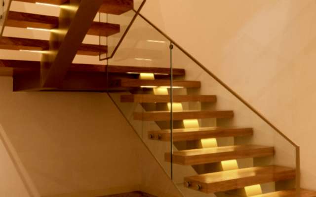 Seferihisar Merdiven Firmaları & Fiyatları | Yazlık ve Villa Projeleri İçin Modern Çözümler